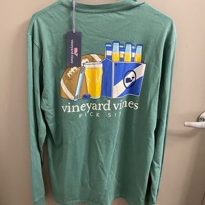 Mens Vineyard Vines Football Beer Long Sleeve Shirt Size Small NWT